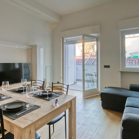 Appartamento Centro Torino Con Terrazzo Exterior foto